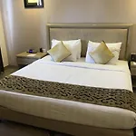 Hotel Lotus Suites At Delhi Airport