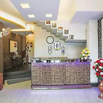 Hotel The Paradise Near Apollo Hospital