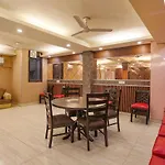 Hotel The Paradise Near Apollo Hospital