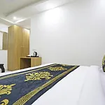 Hotel Decent Suites - Delhi Airport