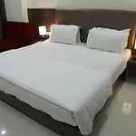 Hotel Sopan Heights