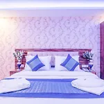 Fabexpress Pearl Robe