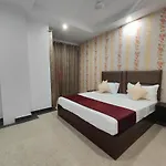 Hotel D\'Capitol Suites Delhi Aerocity