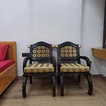 The Maharaja Suite Moti Nagar Dlf