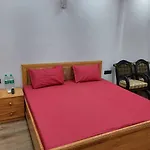 The Maharaja Suite Moti Nagar Dlf