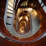 Hotel Aura - New Delhi Railway Station