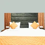 Hotel Ishaan Palace Near Igi Delhi Airport