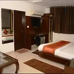 Hotel Delhi Heart At New Delhi Railway Station