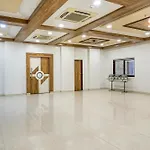 Hotel Grand Tej Palace Near Igi Airport