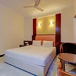 Prime Plaza Ambs Hotel Near Igi Airport