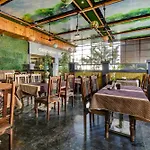 Luxury Villa A Family Hotel Near Igi Airport