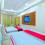 Northern Palace - 1 Min From Connaught Place & New Delhi Railway Station