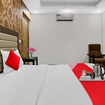 Hotel O Airport Hotel Gross Stay