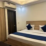 Airport Hotel Golden Bliss Near Delhi Airport