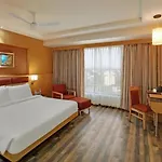 Laxury Villa A Family Hotel Near Igi Airport