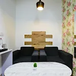 Hotel Aela Suites Near Igi Airport By Gross Group