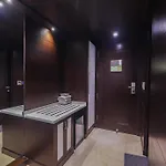 Hotel Godwin Deluxe Near New Delhi Railway Stn Offers Free Airport Pick-Up