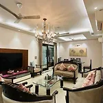 Luxury Homestay Prime Location, South Delhi
