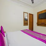 Hotel O Shyam Palace Near New Delhi Railway Station