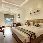 Hotel Grand King Plaza A Family Hotel Near Igi Airport Delhi