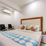 Hotel O Gour Homestay Near Lotus Temple