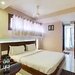 Hotel D Tark Plaza
