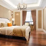 Hotel Park Suites At Airport
