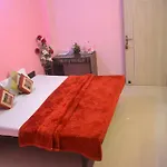Yatri Guest House