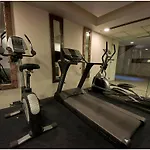 Hotel Aura - New Delhi Railway Station