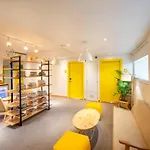 Bloomrooms @ Janpath
