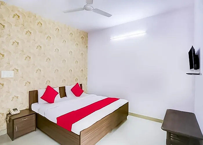 Roomshala 112 Hotel Blissbourn - Lajpat Nagar