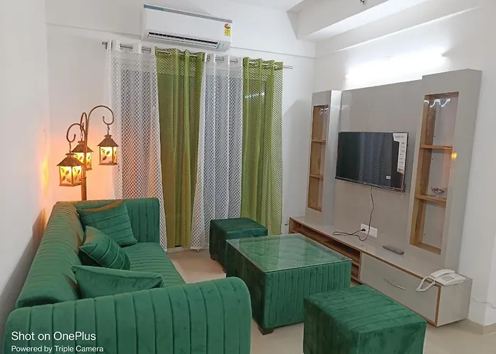 Bnbbuddy Aarohi Homes 3 Bhk West Delhi