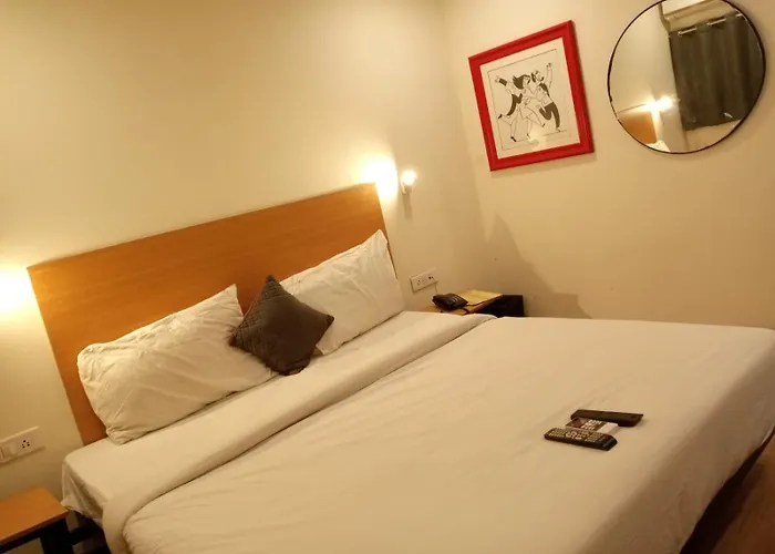 Hotel The Chaitanya Stay Rohini Near Metro Station Sector 18