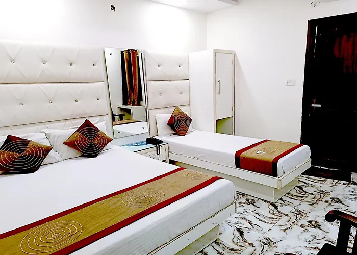 Hotel Crystal Deluxe At New Delhi Railway Station