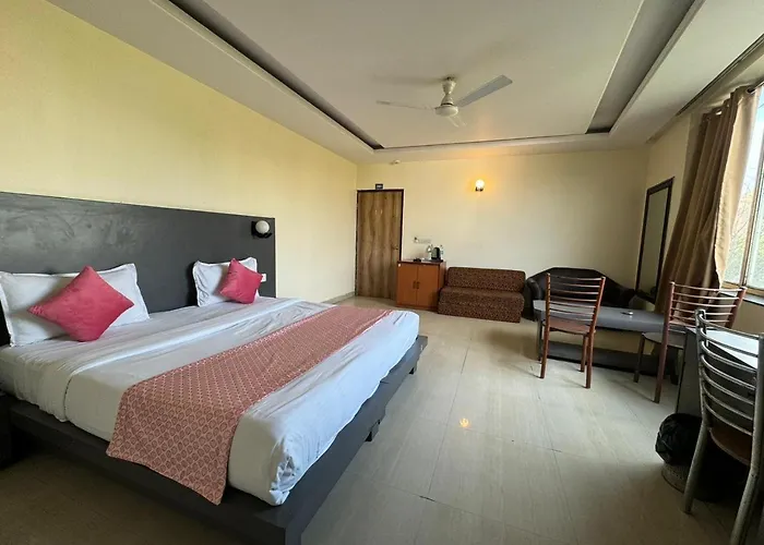 Hotel Badal Cloud - Aiims Hospital