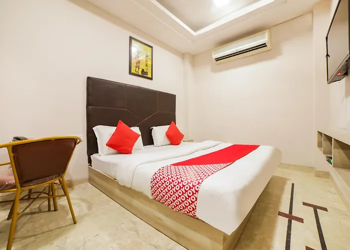 Hotel Sterling Inn, New Delhi