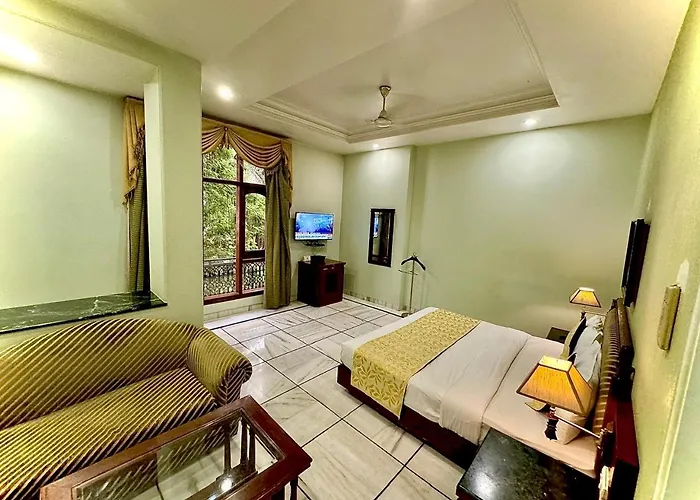 Gtb Florence Inn, 2Min Walk From Karol Bagh Metro