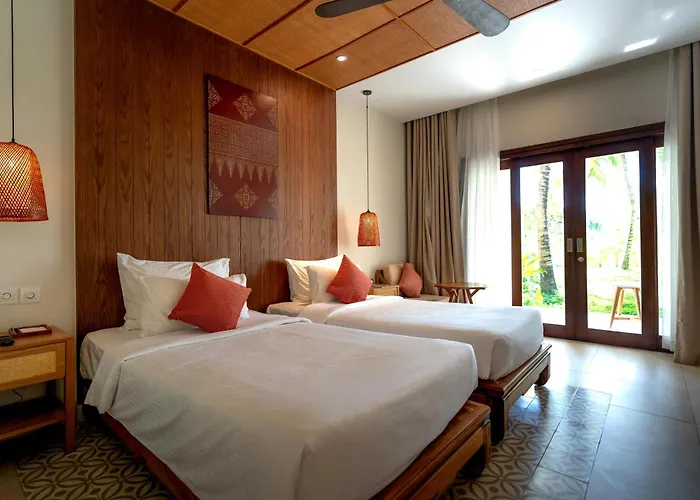 Hotel The Caves Near Igi Airport Delhi