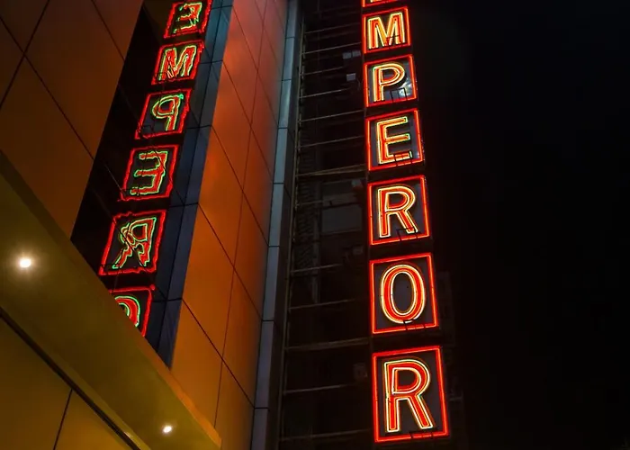 Alaya Stays Hotel Emperor Palms