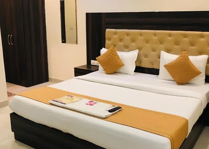 Airport Hotel Ivy