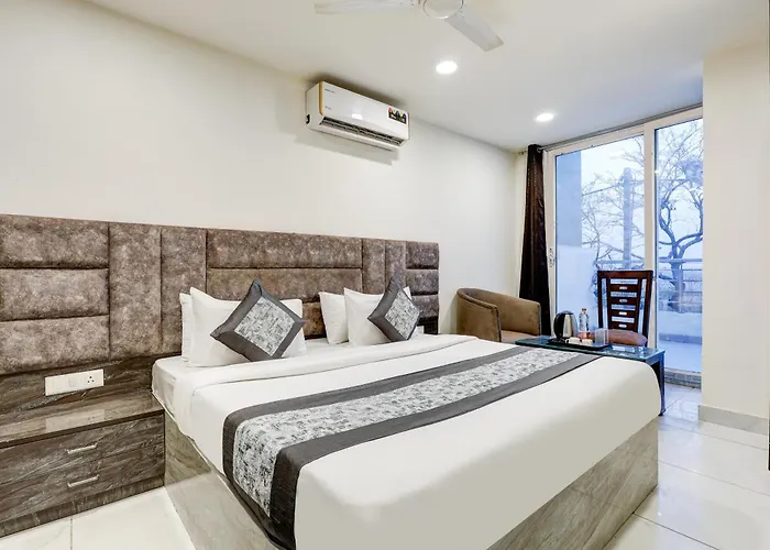 Hotel Airport Near Yashobhumi