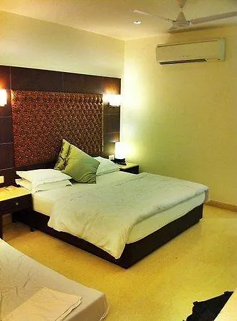 The Metropolis Guest House Near Rk Ashram Metro Station