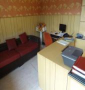 Treebo Trend Conclave Comfort Kailash Colony
