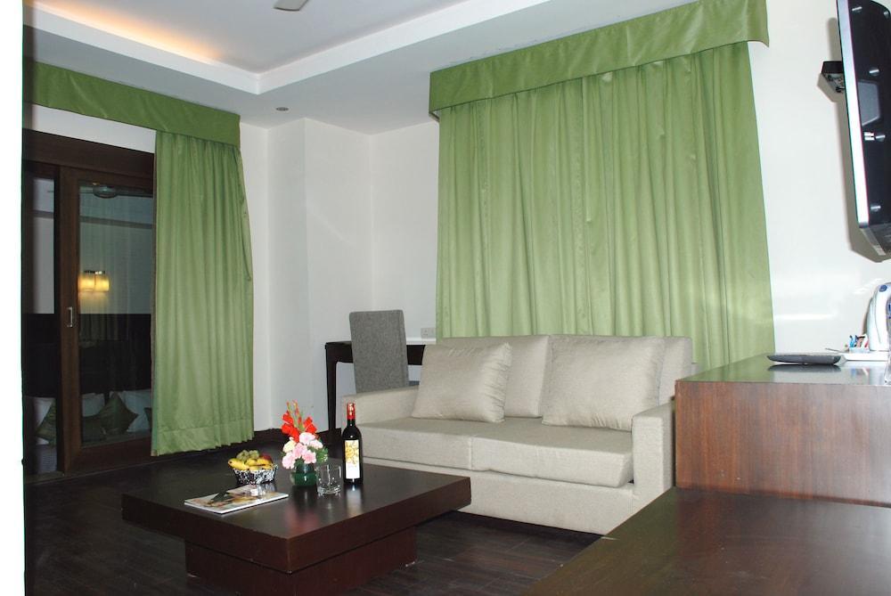 Hotel Jht New Delhi