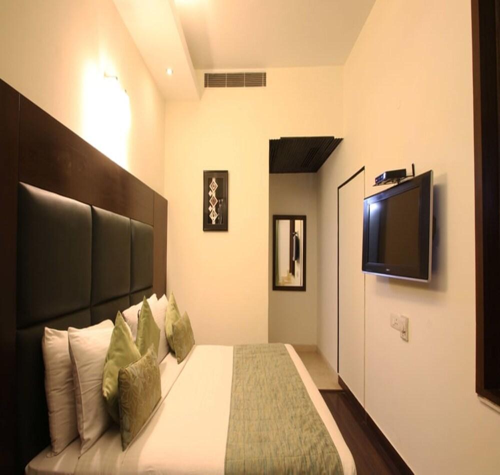 Jht 3* New Delhi