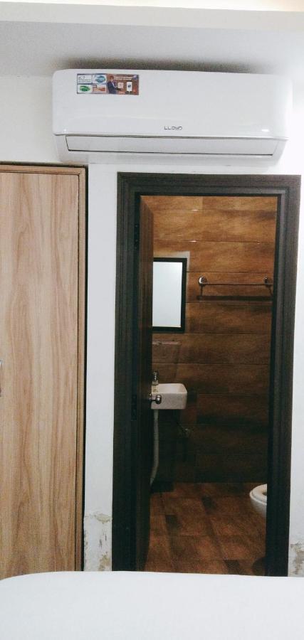 Airport Golden Bliss Near Delhi Airport 3* New Delhi