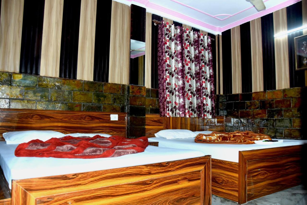 Mother Palace *
