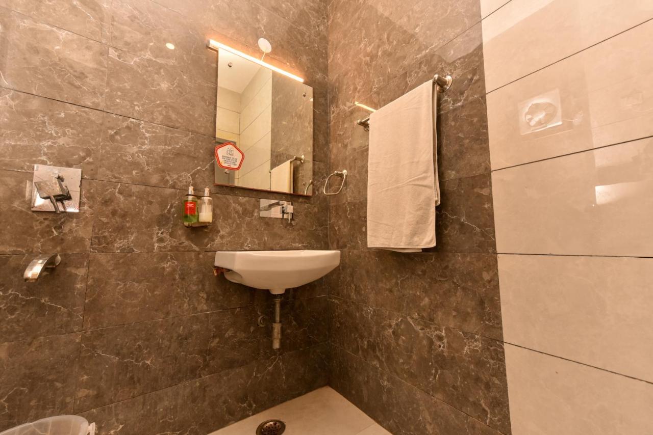 Red Saffron Hotel 3*