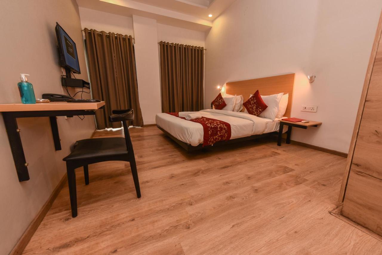 Red Saffron Hotel