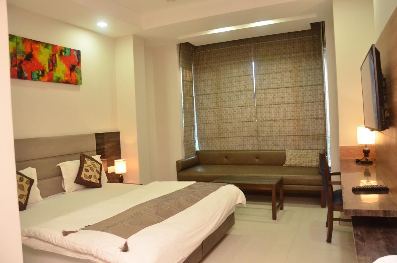 Hotel Sopan Heights Delhi (National Capital Territory of India)
